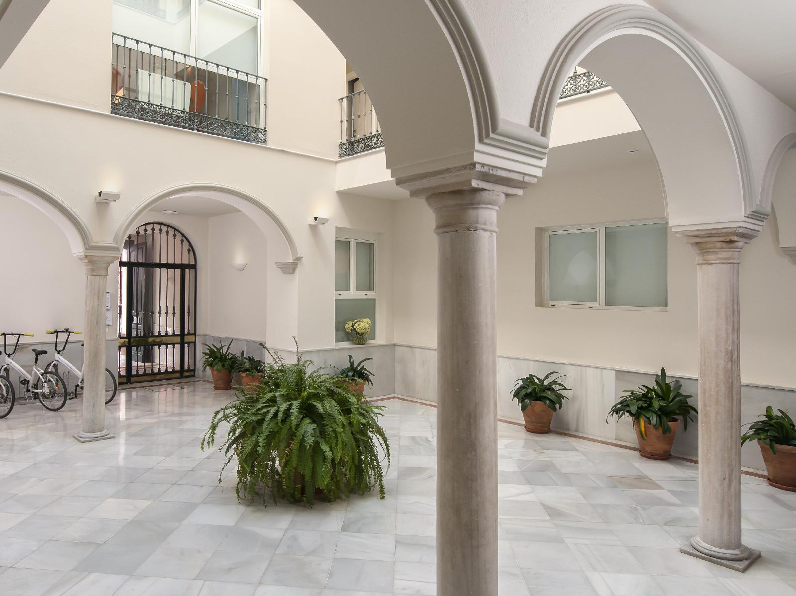 Suites Sevilla Plaza Apartamentos