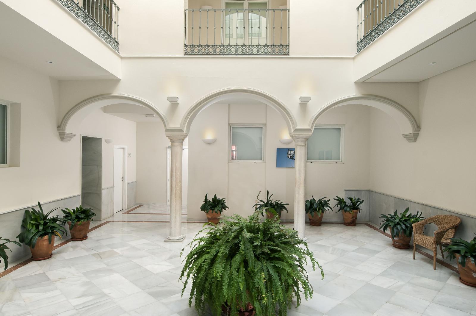 Suites Sevilla Plaza Apartamentos