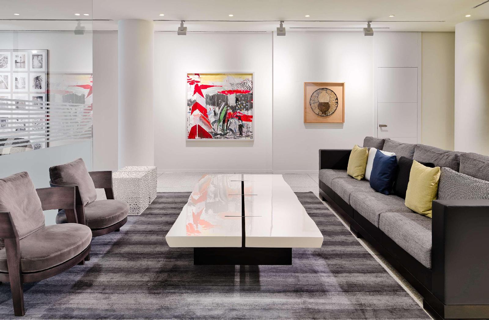 H10 Art Gallery