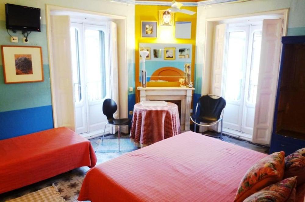 Hostal Dolcevita