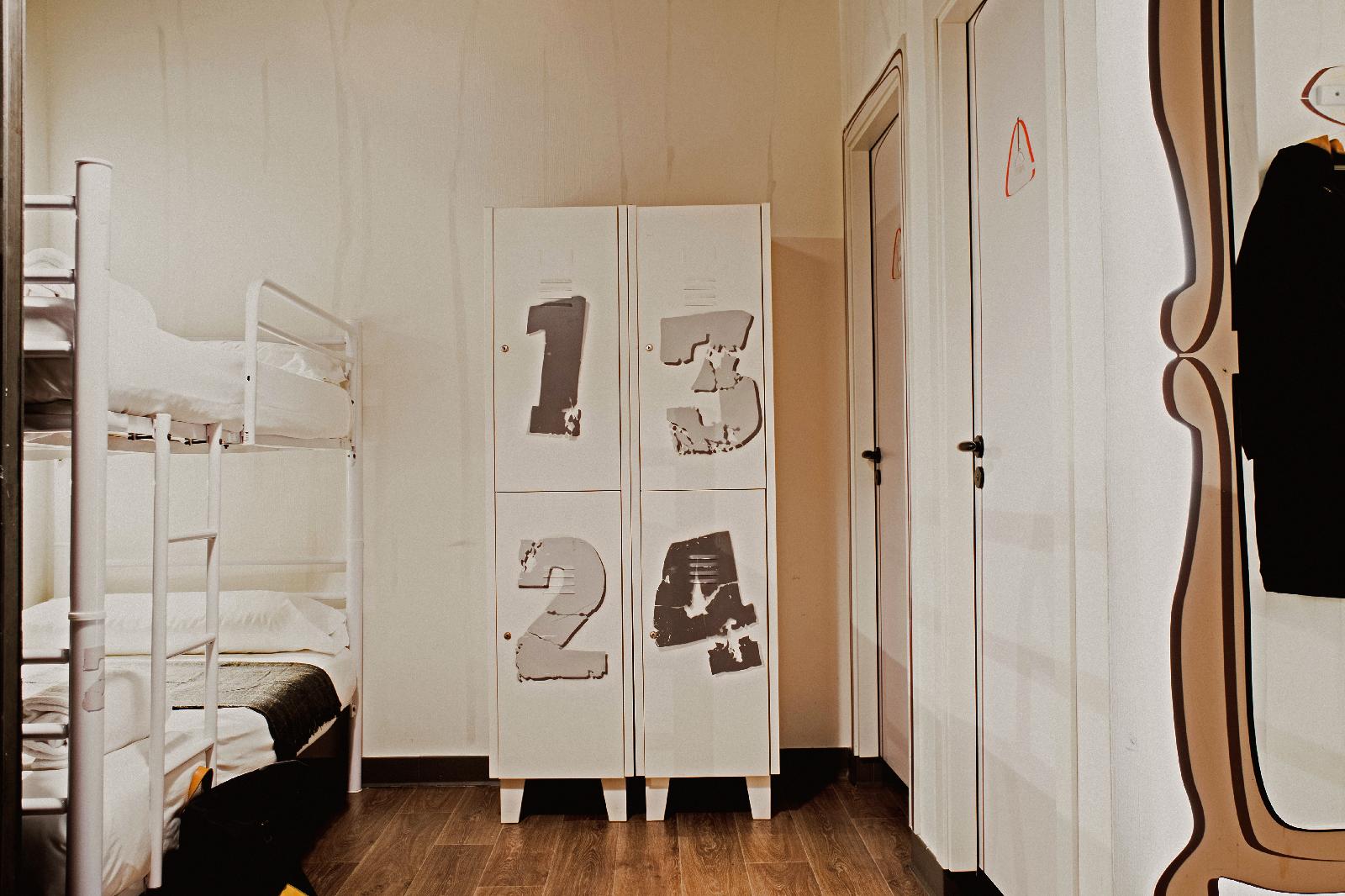 Room007 Chueca Hostel