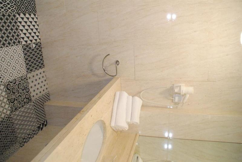 Hostal Aslyp 114