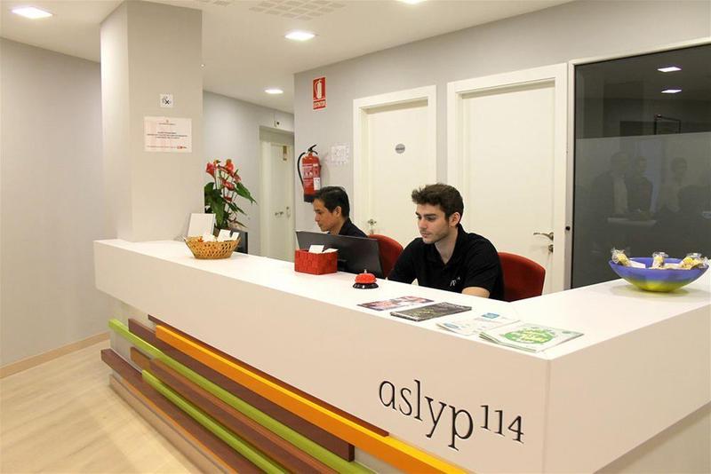Hostal Aslyp 114