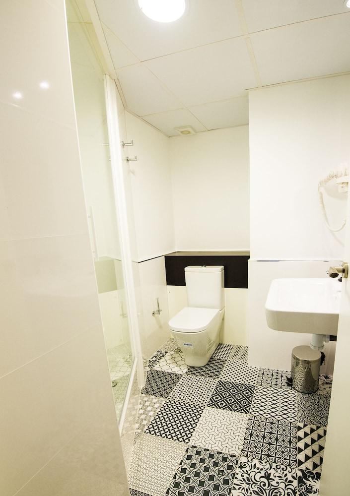Hostal Aslyp 114