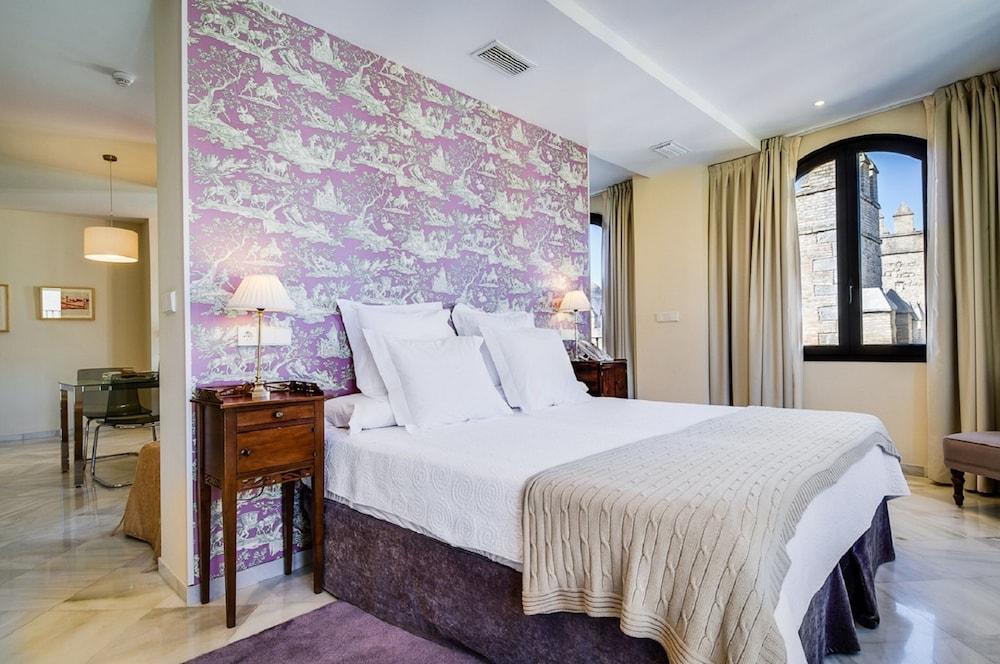 Suites Murillo Alcazar