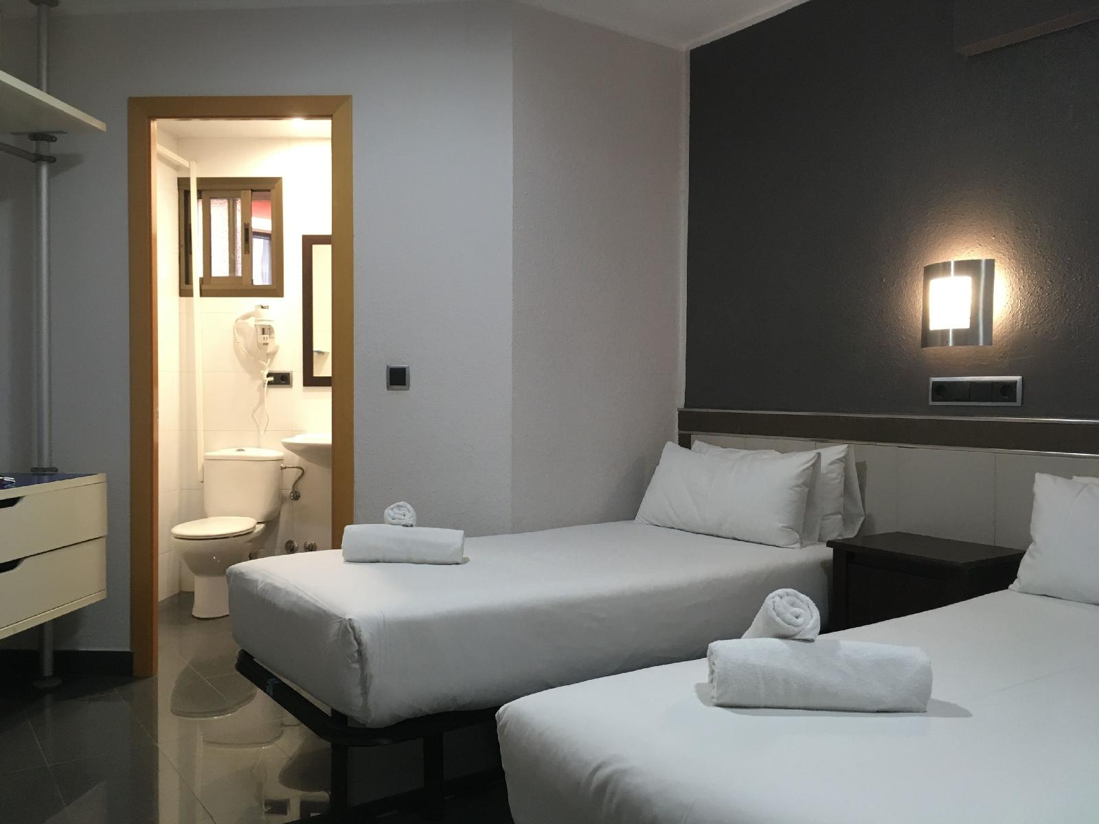 Hostal Levante