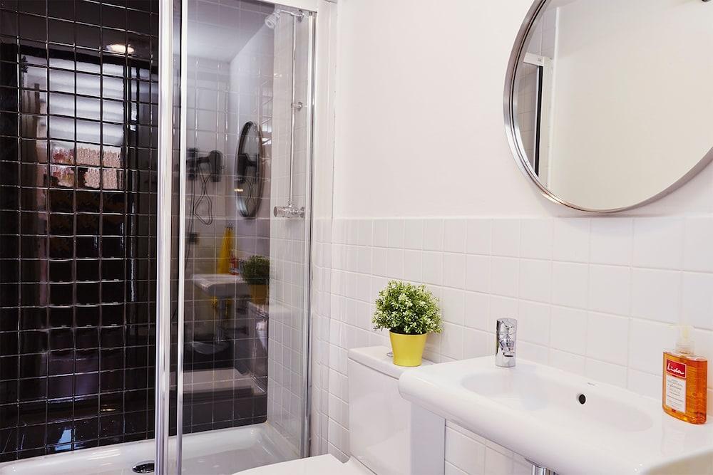 Free Hostels Barcelona