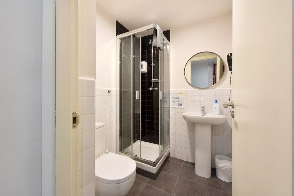 Free Hostels Barcelona