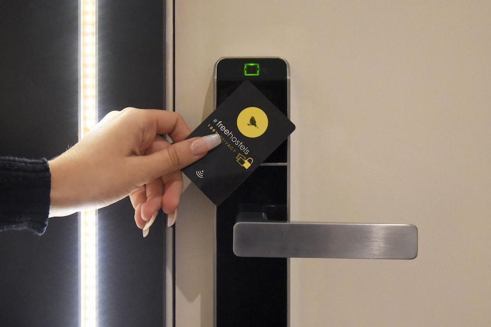 Free Hostels Barcelona