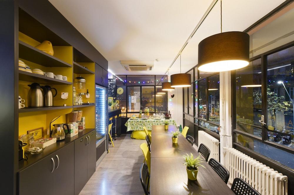 Free Hostels Barcelona