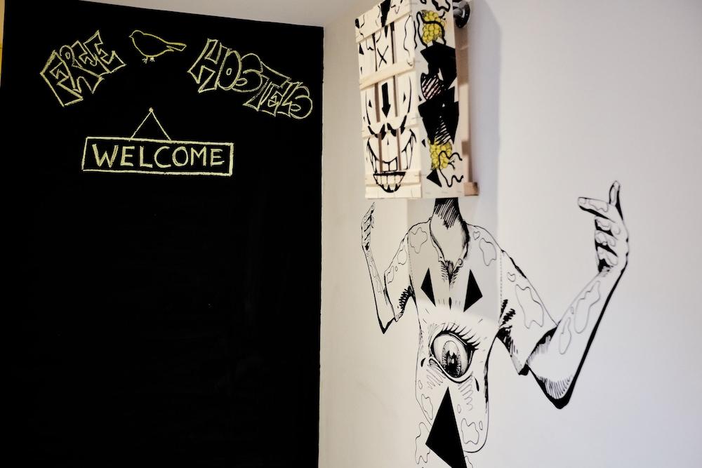 Free Hostels Barcelona