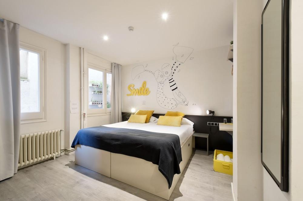 Free Hostels Barcelona