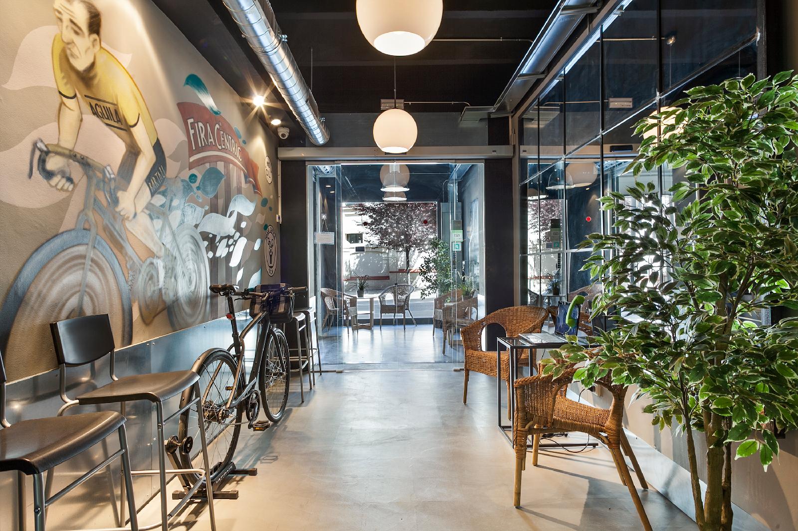Fira Centric Apartments By Gaiarooms