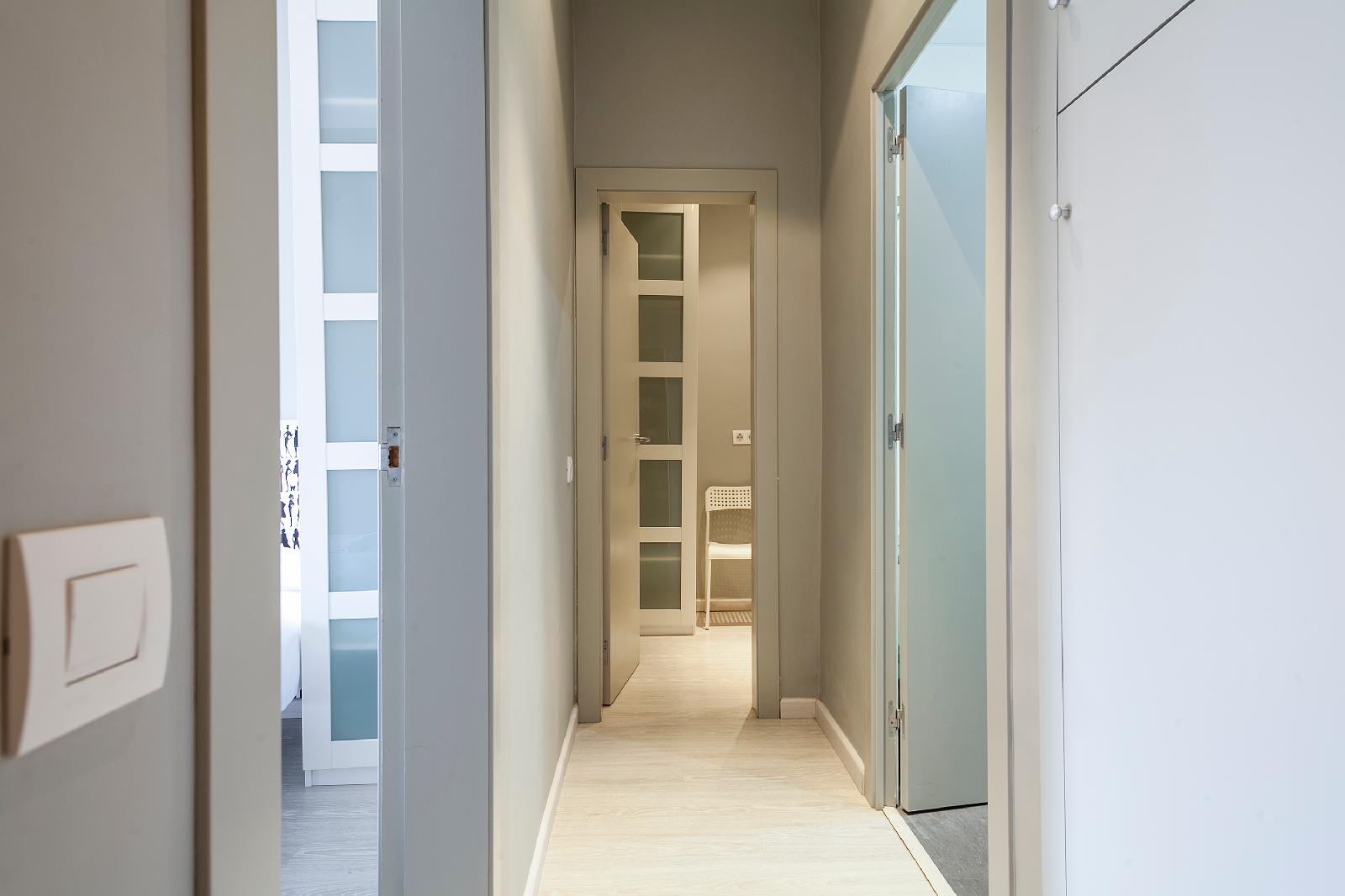 Fira Centric Apartments By Gaiarooms