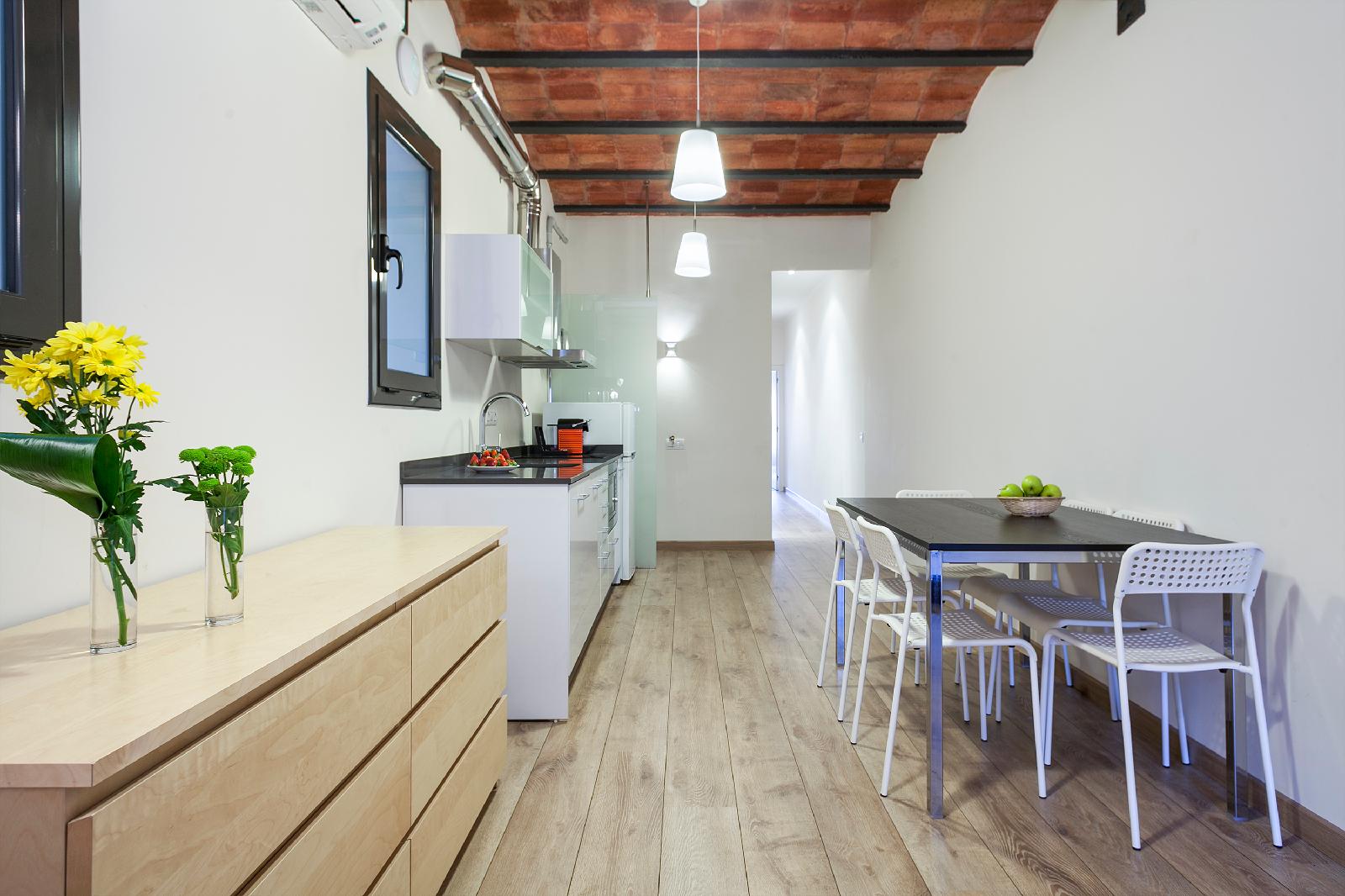 Fira Centric Apartments By Gaiarooms