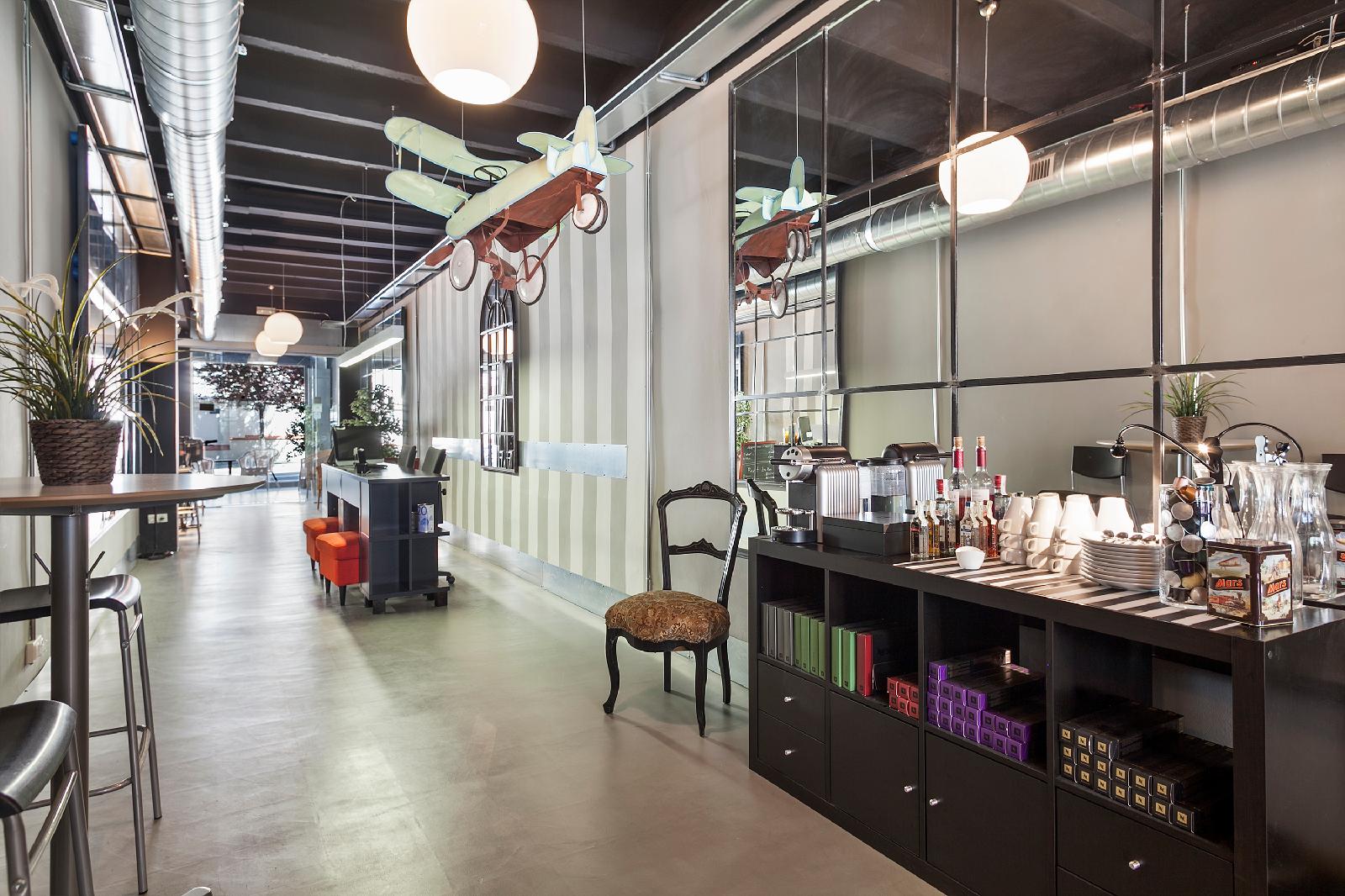Fira Centric Apartments By Gaiarooms