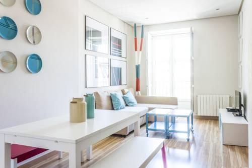 Mola Suites