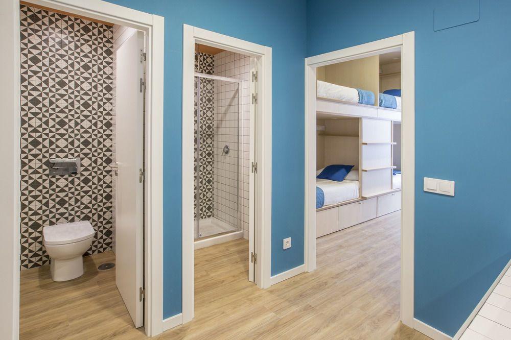 Mola Suites