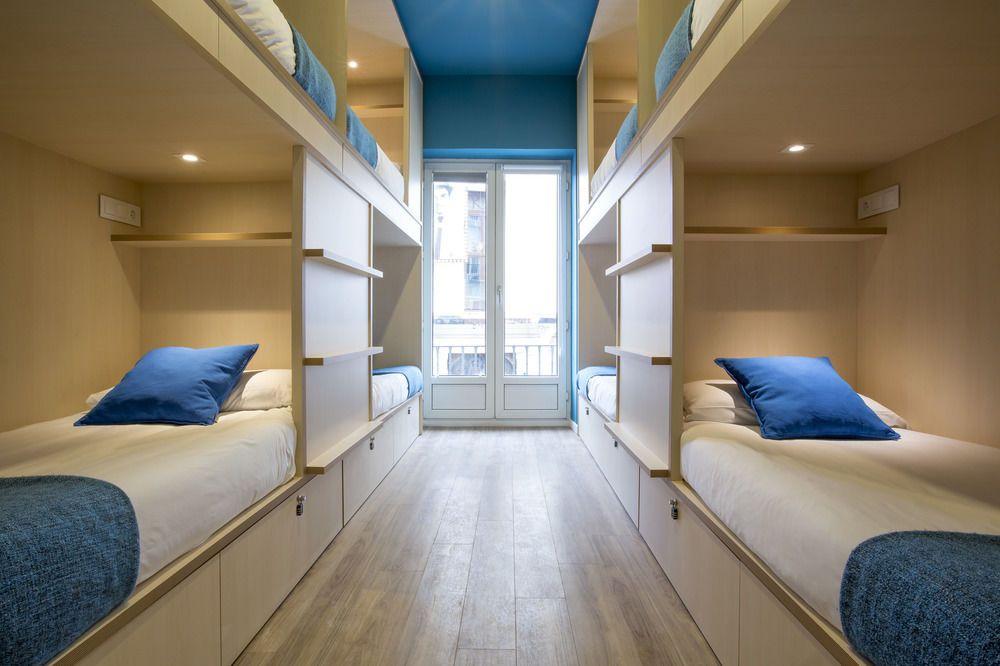 Mola Suites