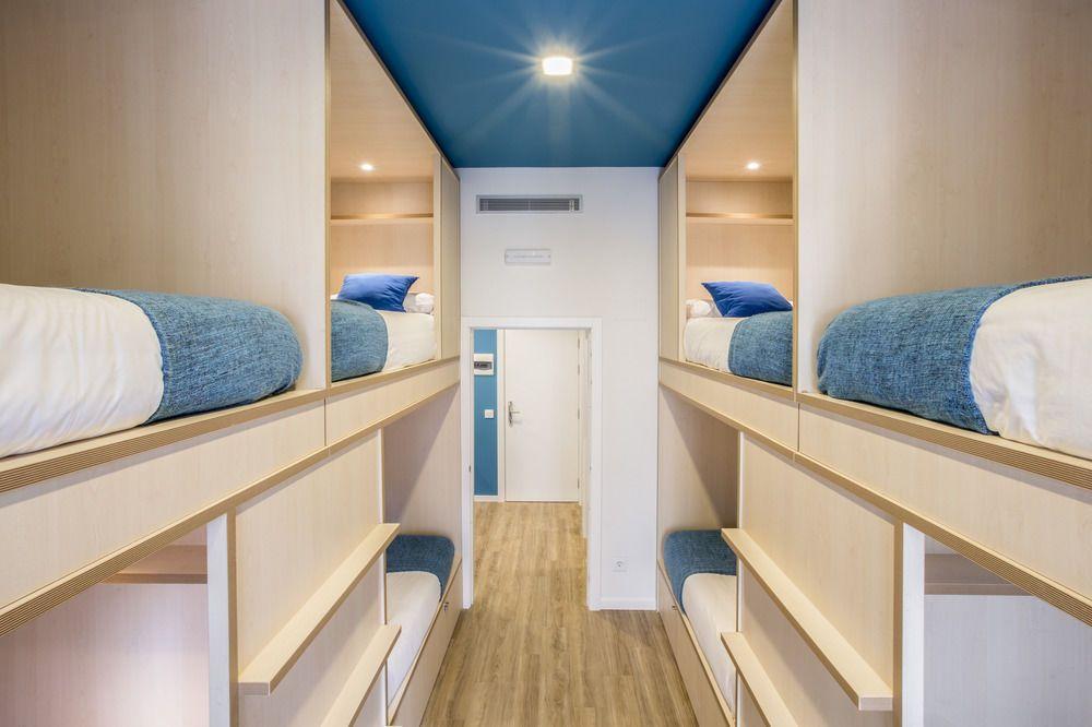 Mola Suites