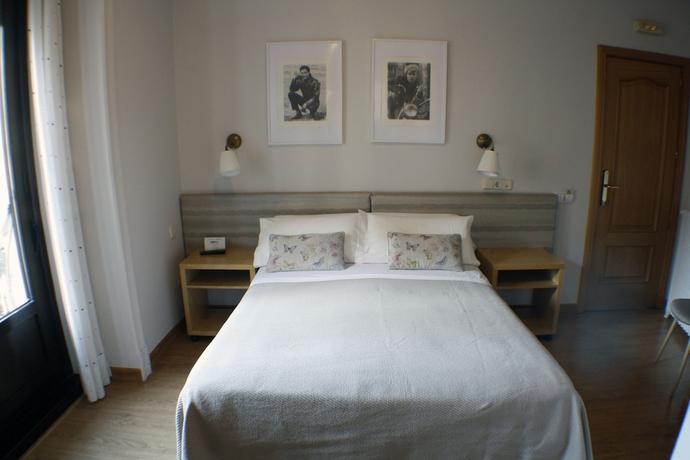 Hostal Santa Cruz