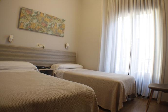 Hostal Santa Cruz