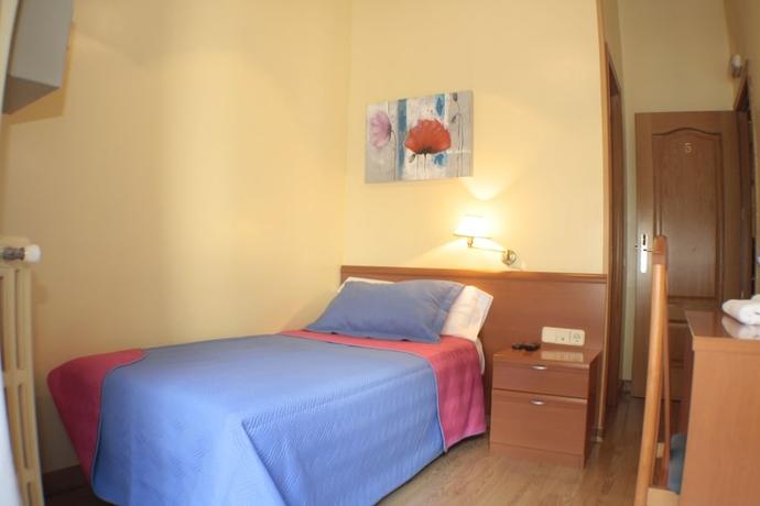 Hostal Santa Cruz