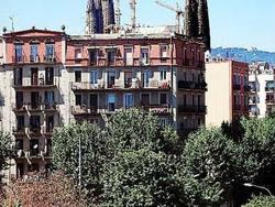 Diagonal Apartments