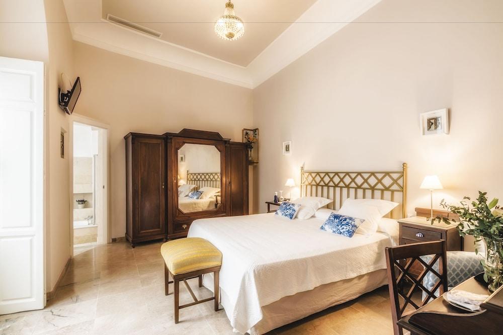 Hotel Casa De Colón