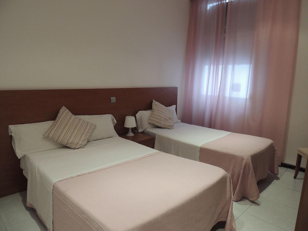 Hostal Cervantes