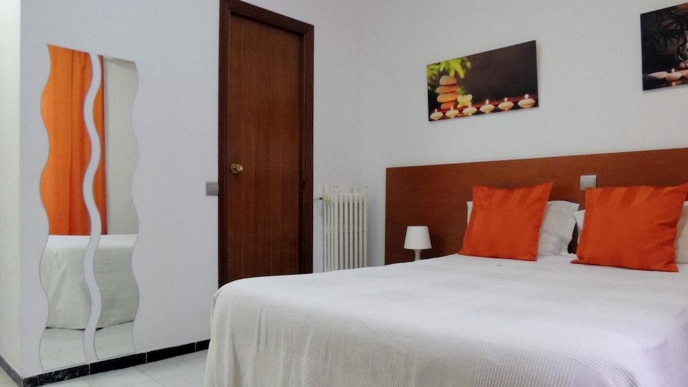 Hostal Cervantes