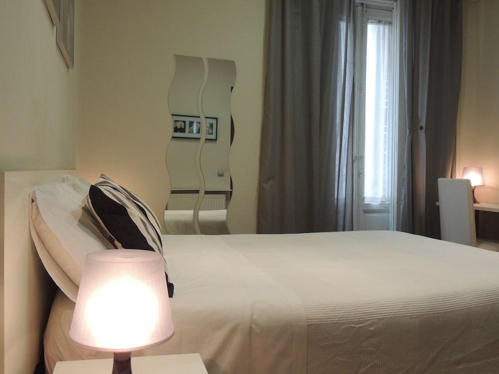 Hostal Cervantes