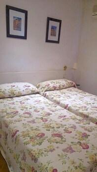Hostal Santa Barbara
