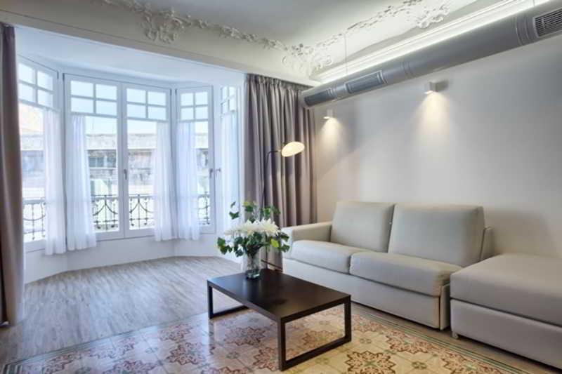 Portaferrissa Apartments