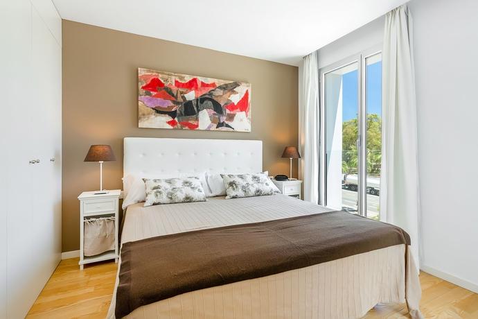 Urban District Apartments - Rambla Suites & Pool