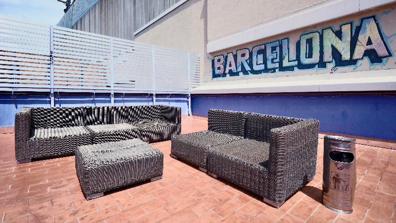 Ideal Youth Hostel