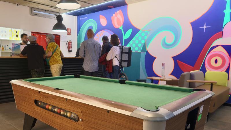 Ideal Youth Hostel