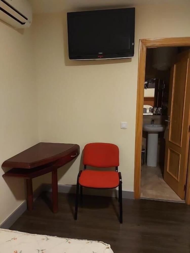 Hostal Moncloa
