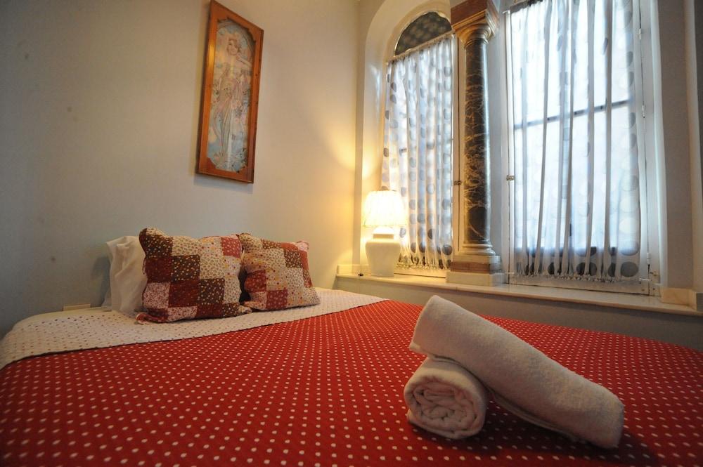 La Flamenka Hostel