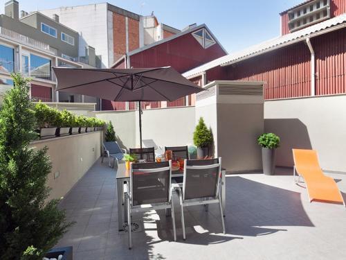Charmsuites Paralel