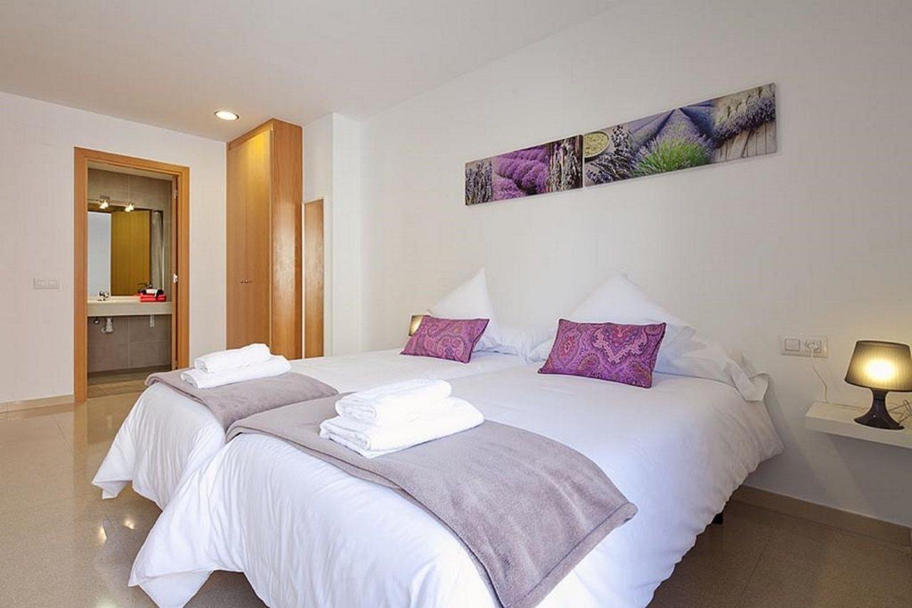 Charmsuites Paralel
