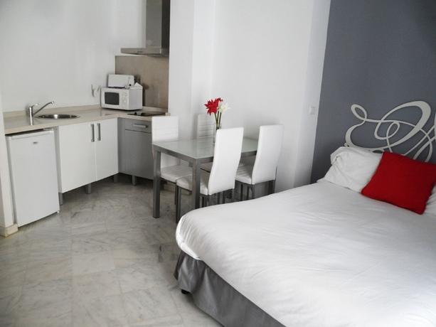 Reservaloen Mariano De Cavia / Topibe Sl