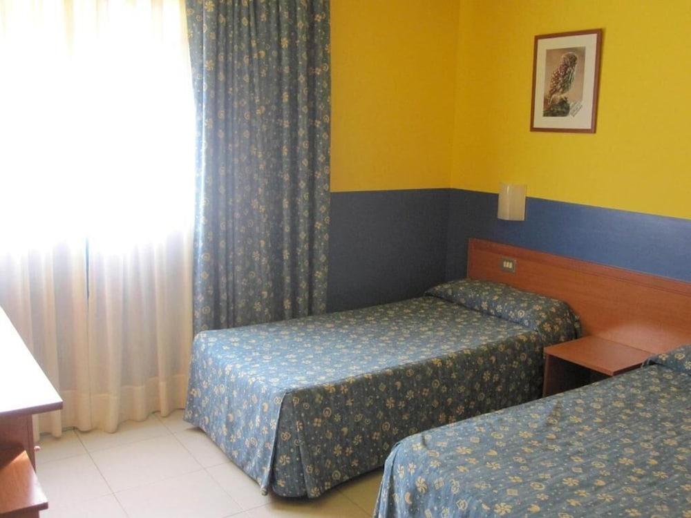 Hotel Blauet By Bossh Hotels