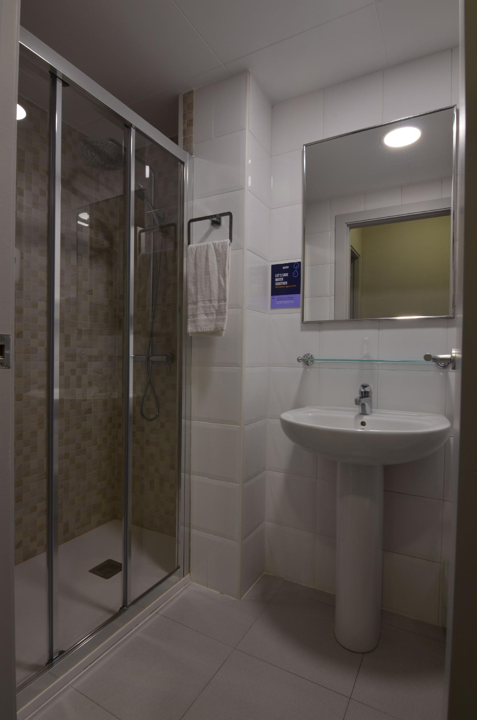 Hotel Blauet By Bossh Hotels