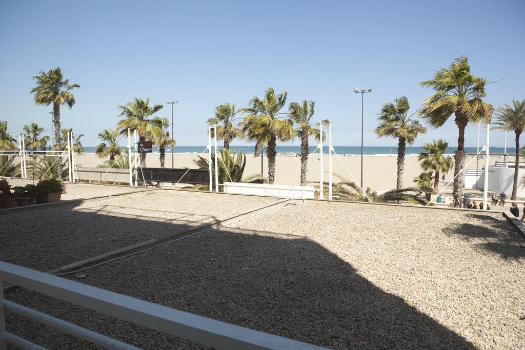 Malvarrosa Beach Rooms