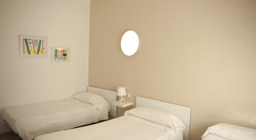 Malvarrosa Beach Rooms