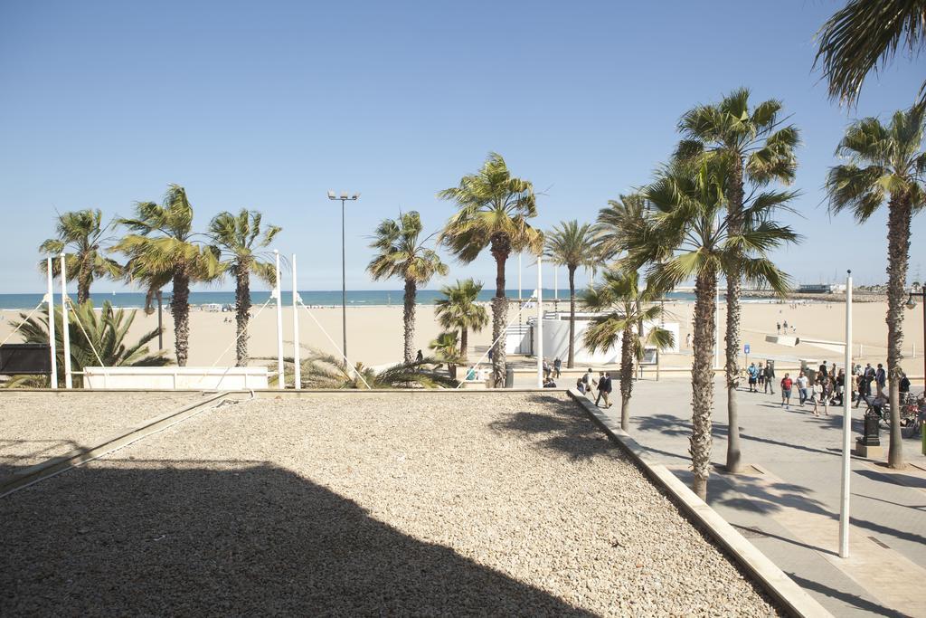 Malvarrosa Beach Rooms