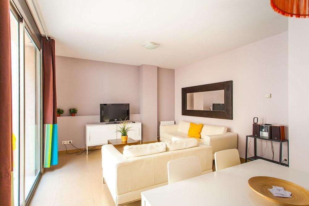 Inside Barcelona Apartments Salvà