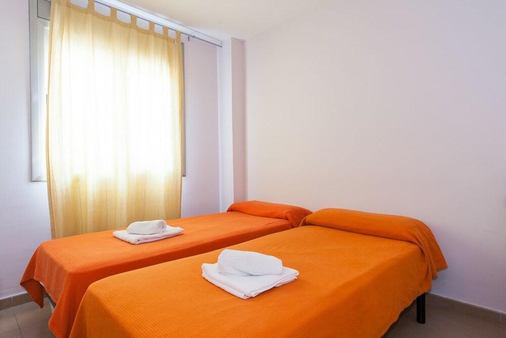 Inside Barcelona Apartments Salvà