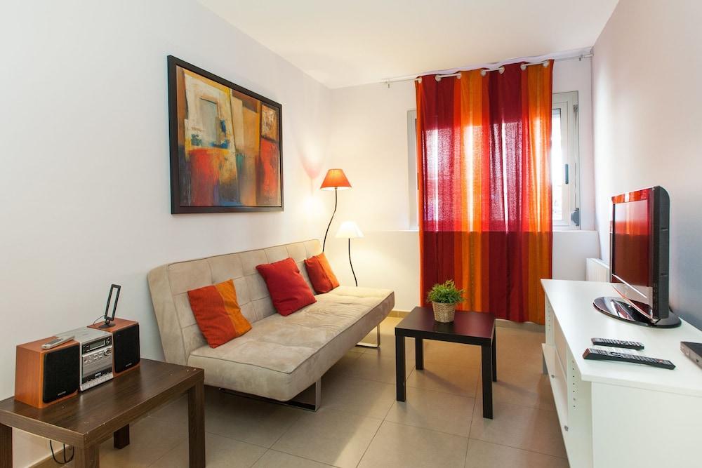 Inside Barcelona Apartments Salvà